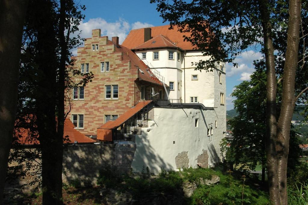 Schloss Neuburg Hotel มอสบาค ภายนอก รูปภาพ